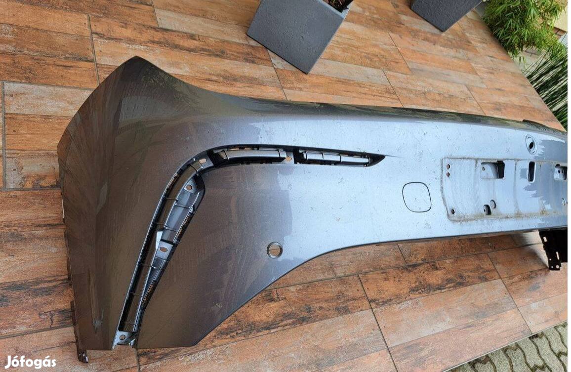 Byd Dolphin első lökhárító sérült