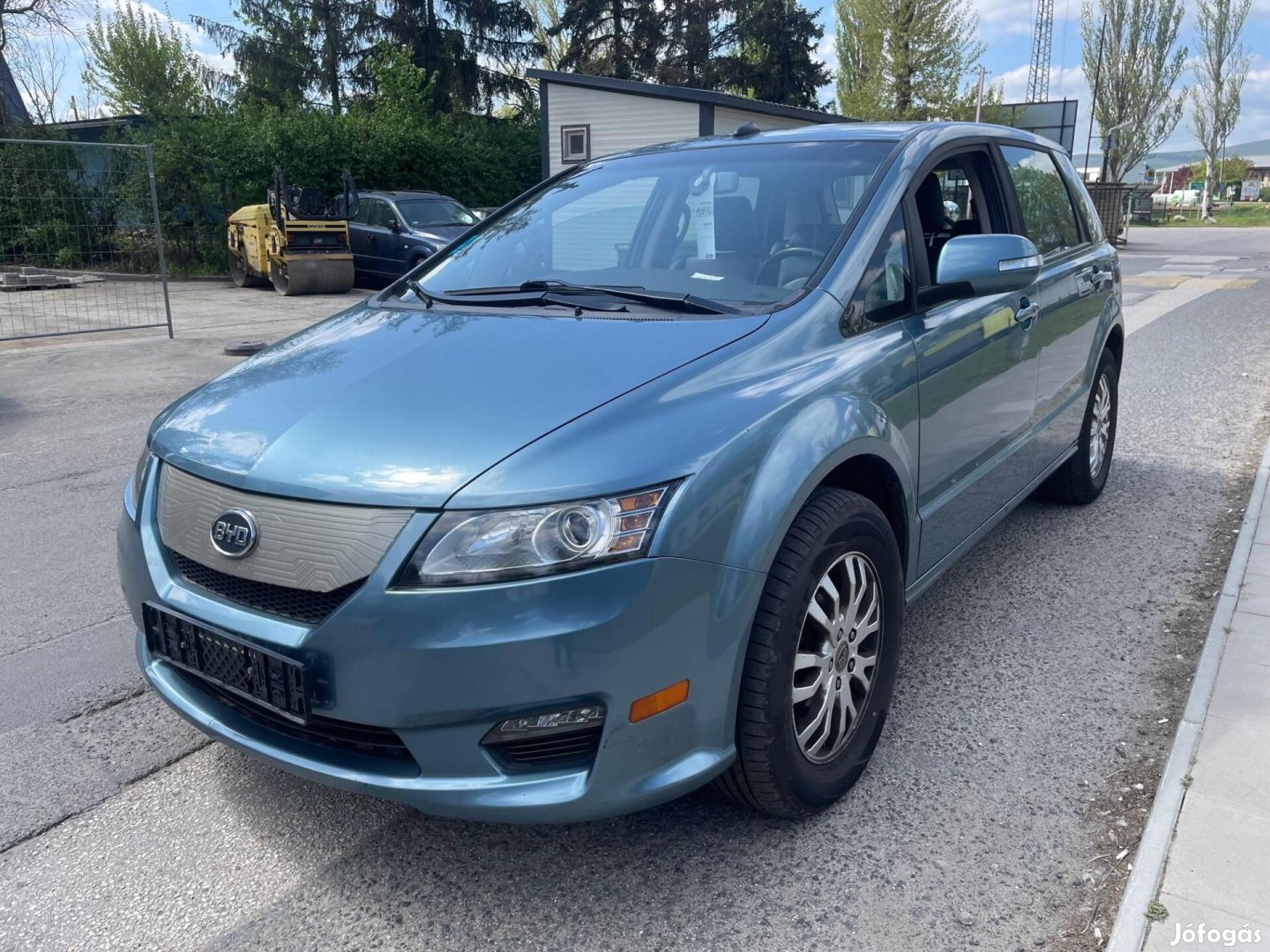 Byd E6 60 kWh. 250 km hatótáv. AC 43 kW töltés....