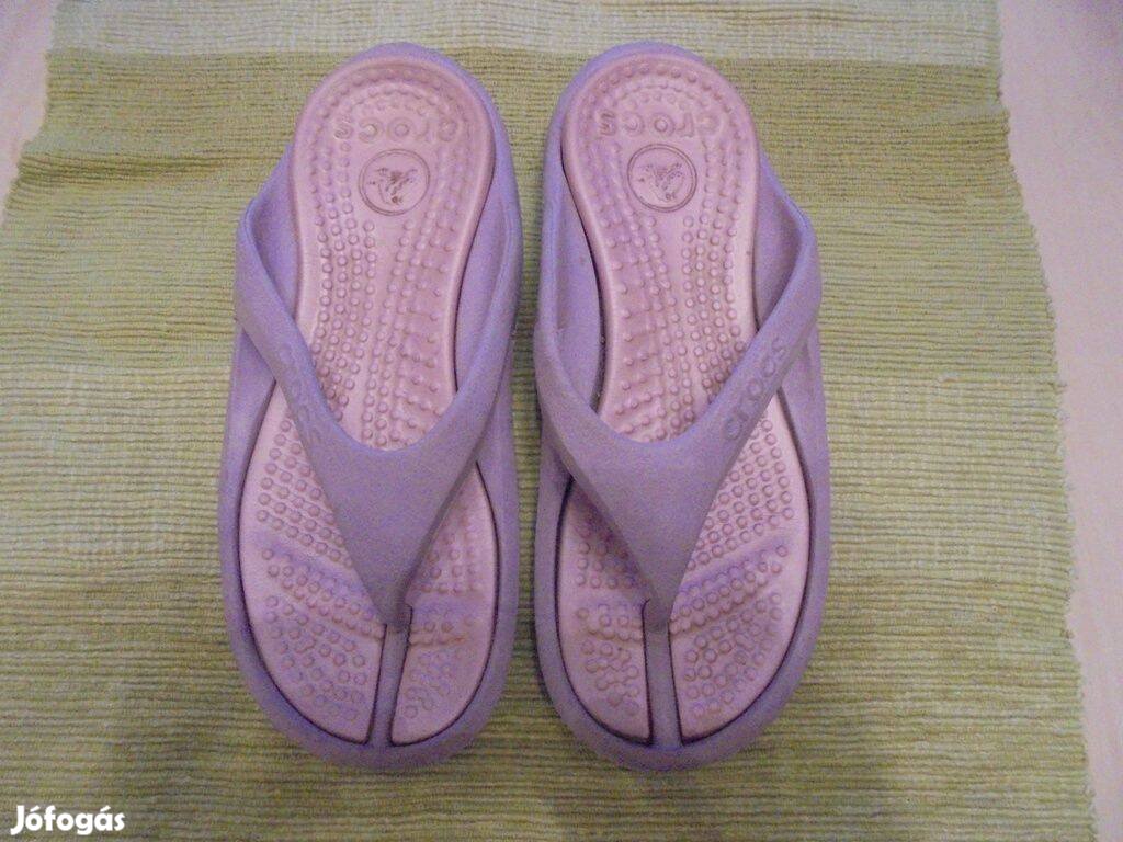 C13-as kb. 31-es Crocs flip flop lány gumi- strandpapucs