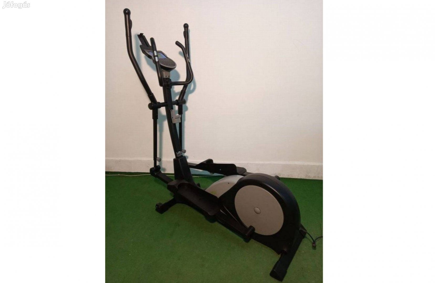 C2020 Elliptikus Crosstrainer, Ellipszis tréner, 150kg terhelés