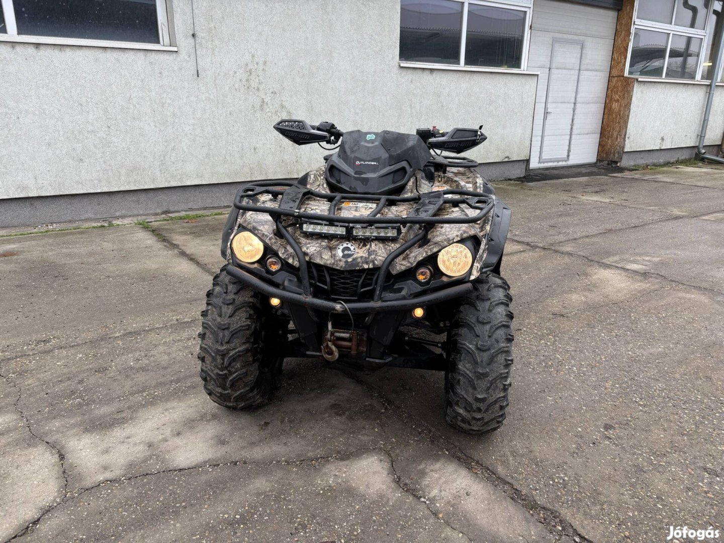 CAN-AM Outlander 570