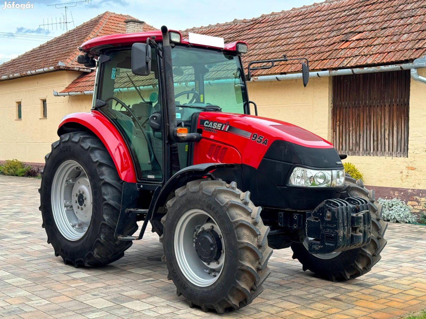 CASE IH Farmall 95A traktor
