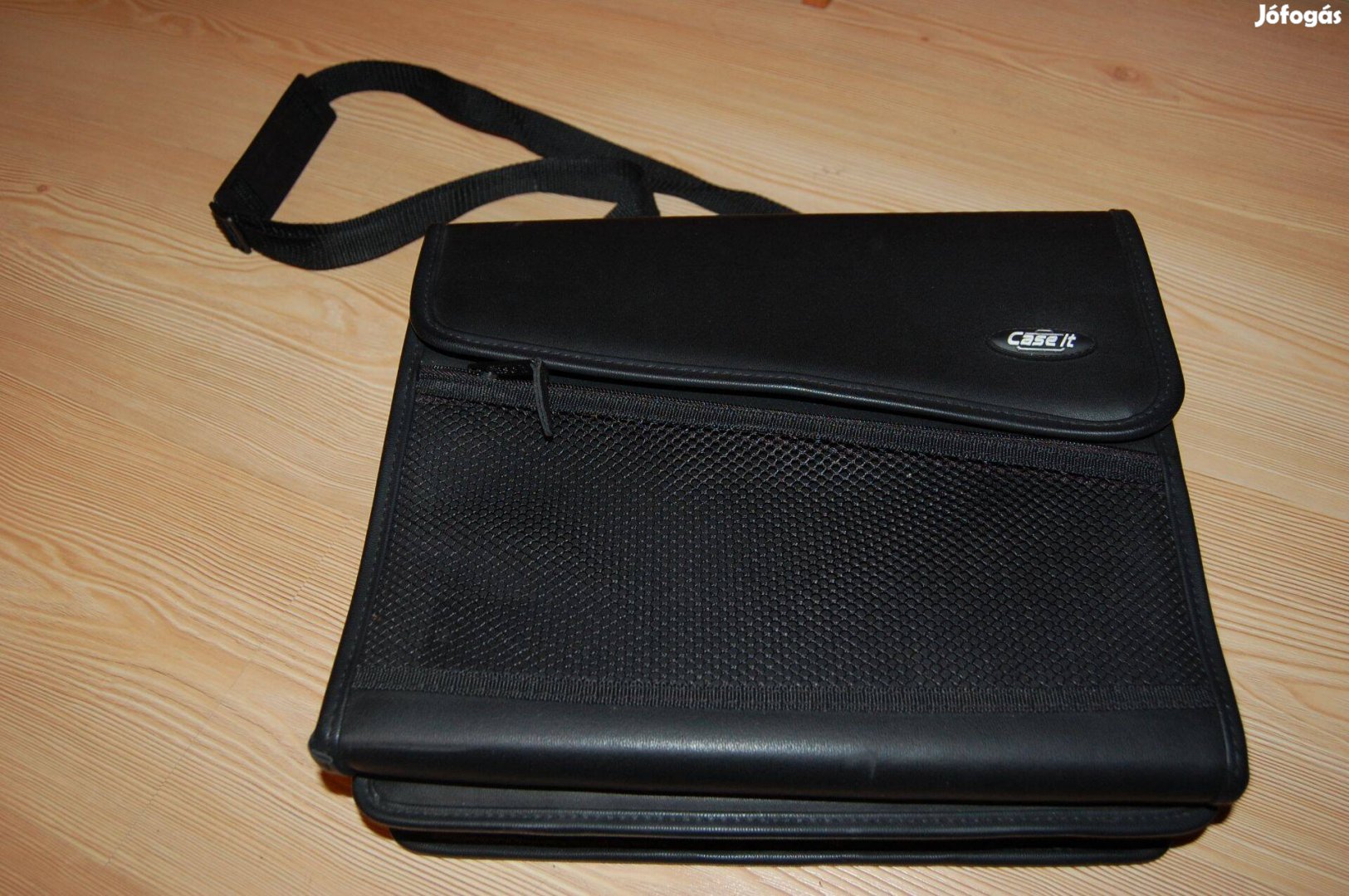 CASE IT fekete vállpántos két részes elegáns táska