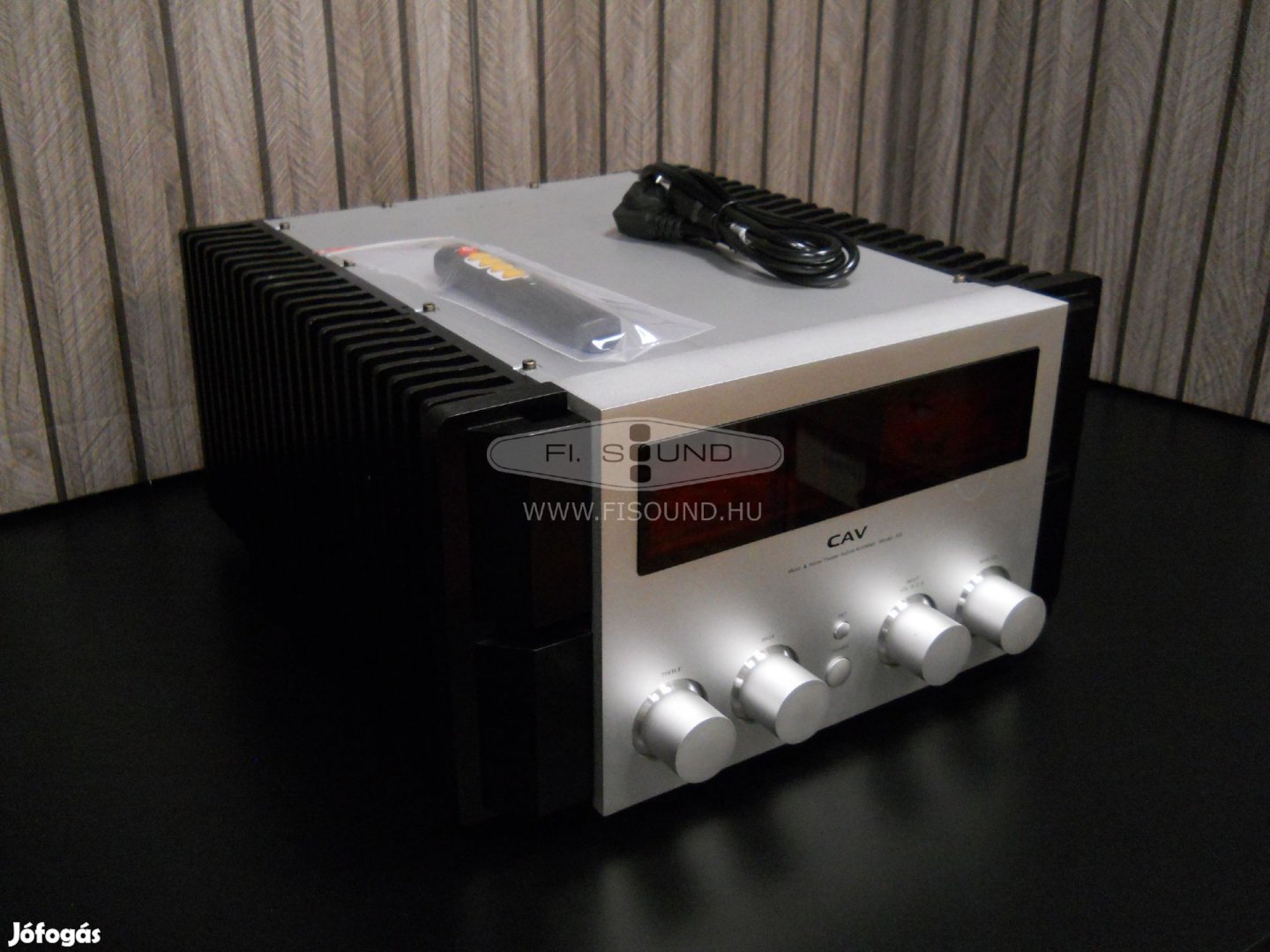 CAV A8 ,7x200W,8-16ohm,5.2-s házimozi erősítő
