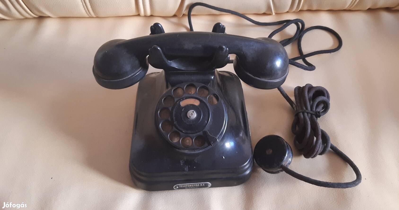 CB 35 kb 70-80 éves régi , textil vezetékes tárcsás bakelit telefon