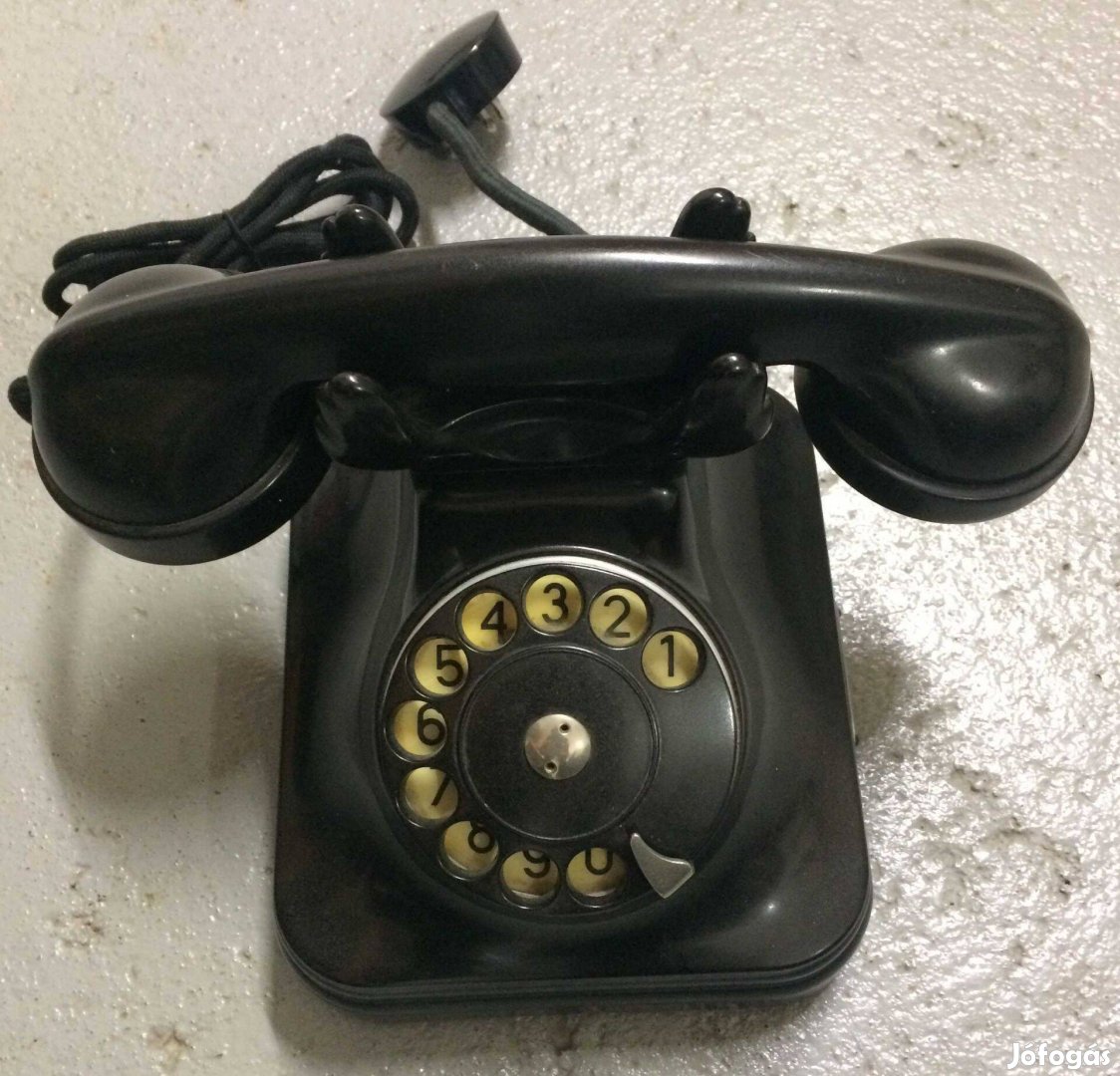 CB-35-s vezetékes tárcsás telefon