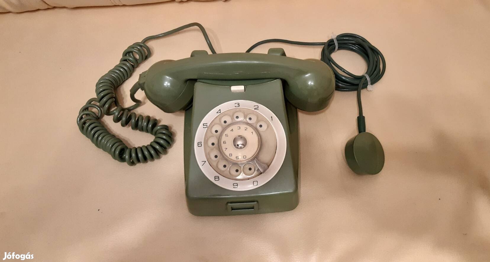 CB 667 típ. régi , 1973-as gyártású vezetékes tárcsás zöld telefon 