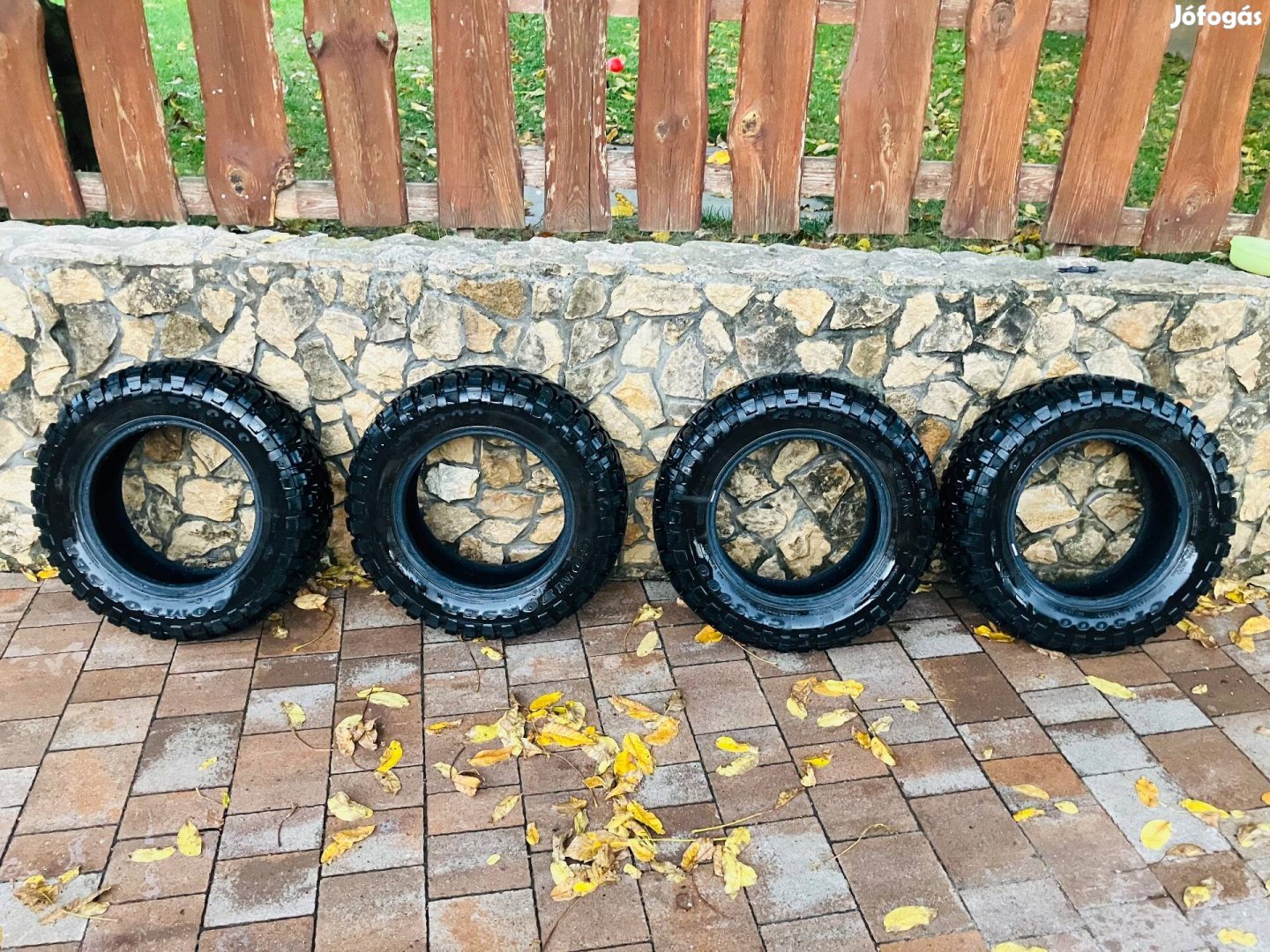 CF3000 Comforser 205/70R15 M/T terepgumik eladók
