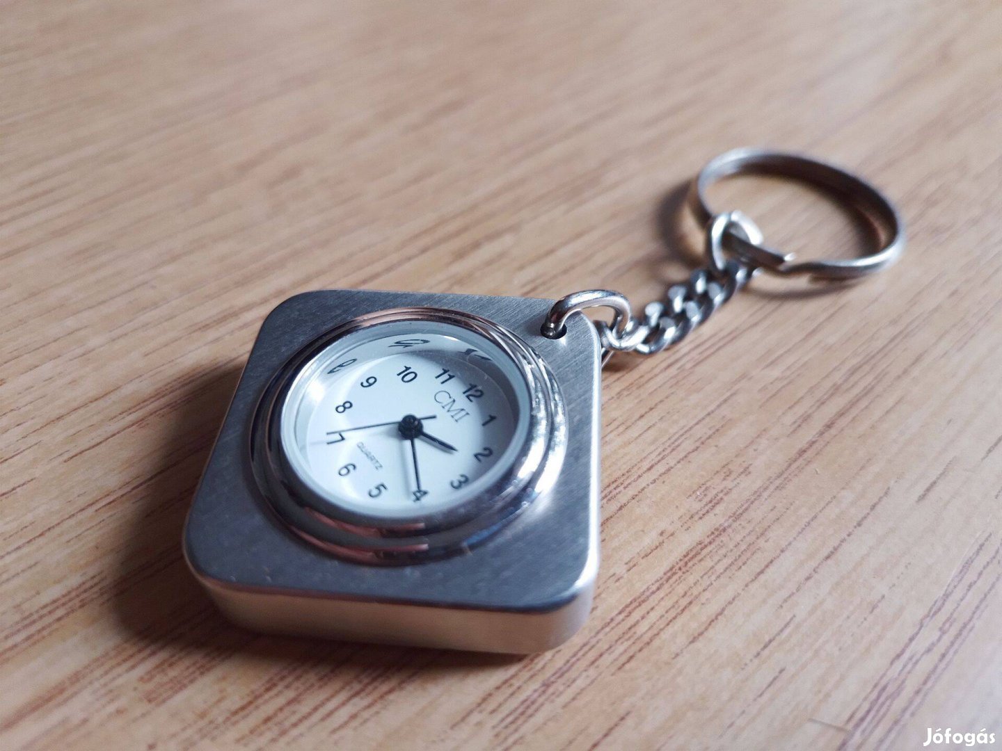 CMI kulcstartó utazó óra