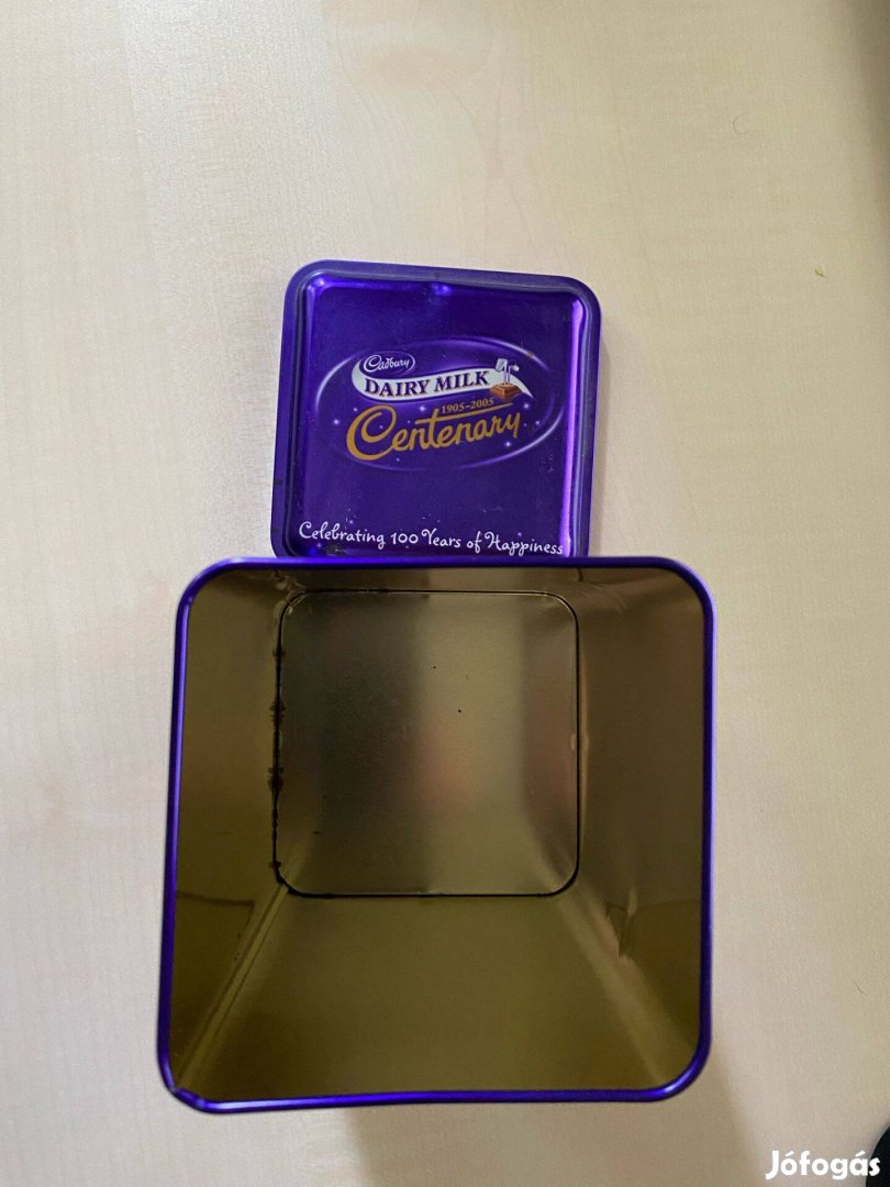 Cadburys millennium alu doboz