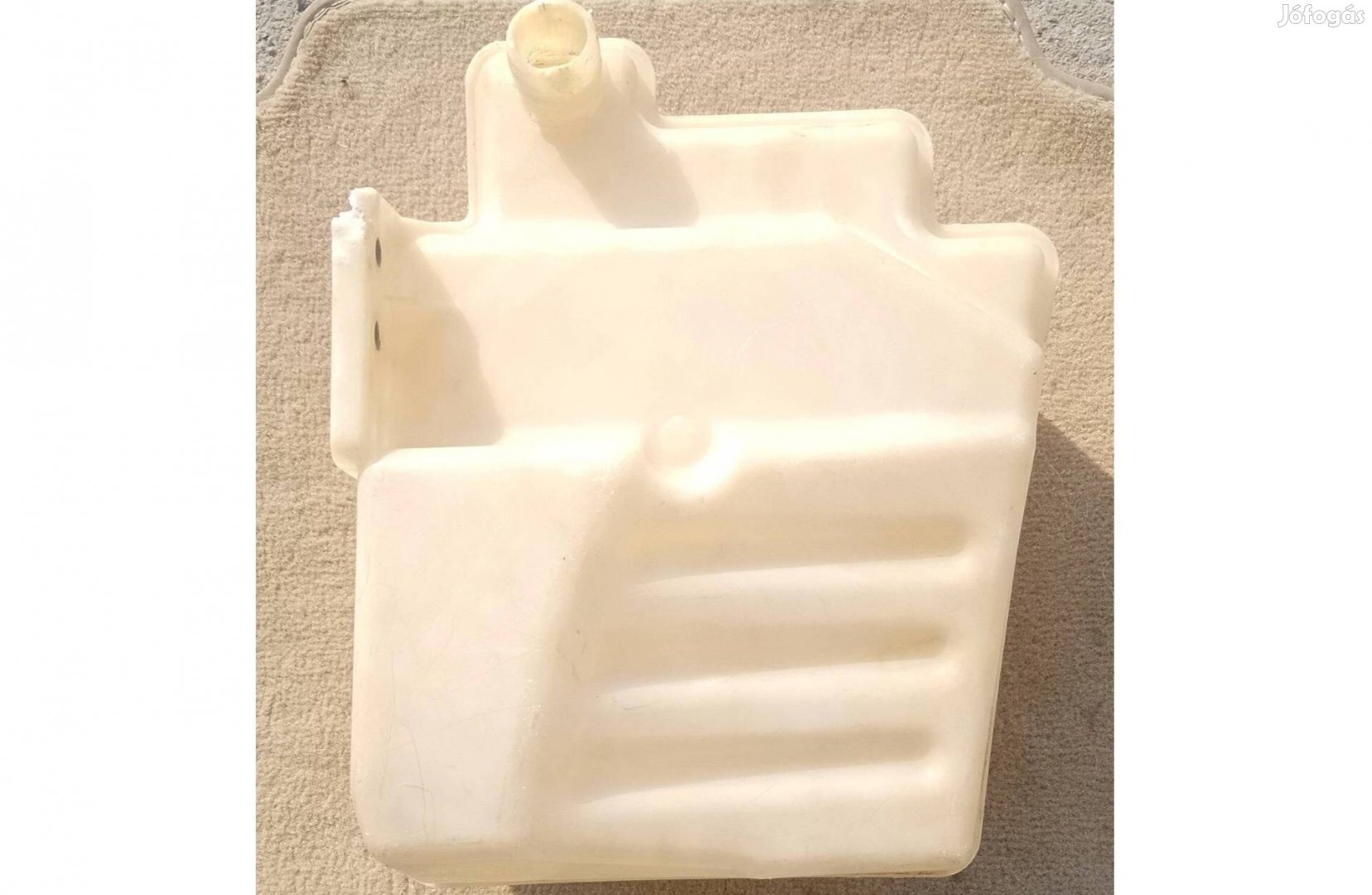 Caddy,Touran I,Golf 5-6,Jetta V,Passat B6. Ablakmosó tartály