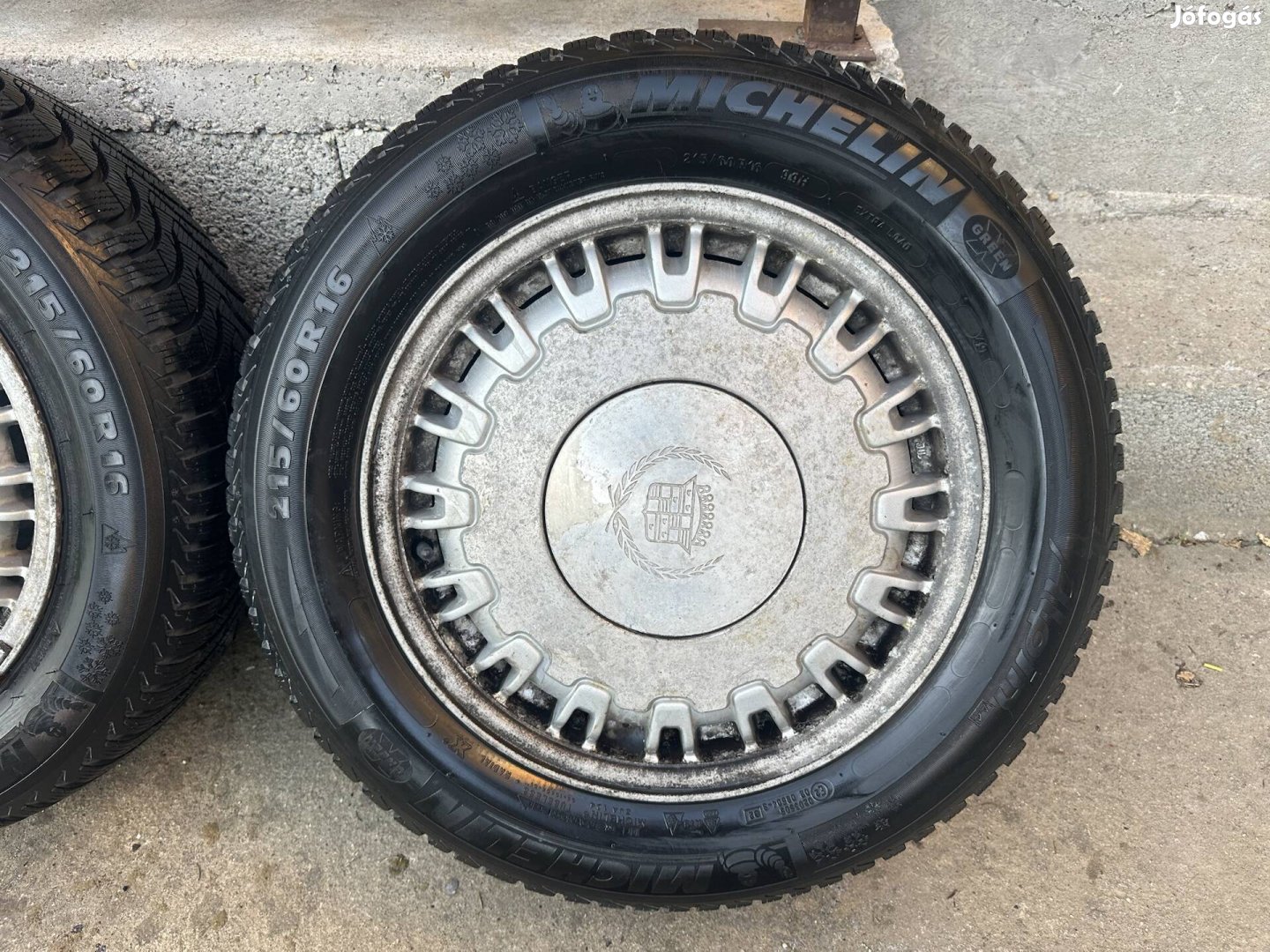 Cadillac 5x115 16" alufelni 215/60 R16 Michelin gumikkal