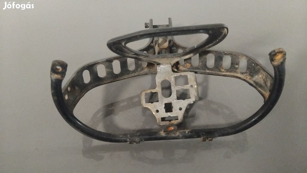 Cagiva Mito 125 (1990-1991) - Első lámpa konzol