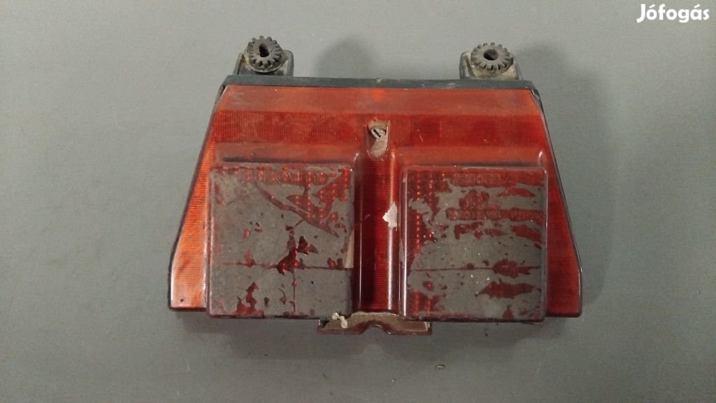 Cagiva Mito 125 - Hátsó lámpa