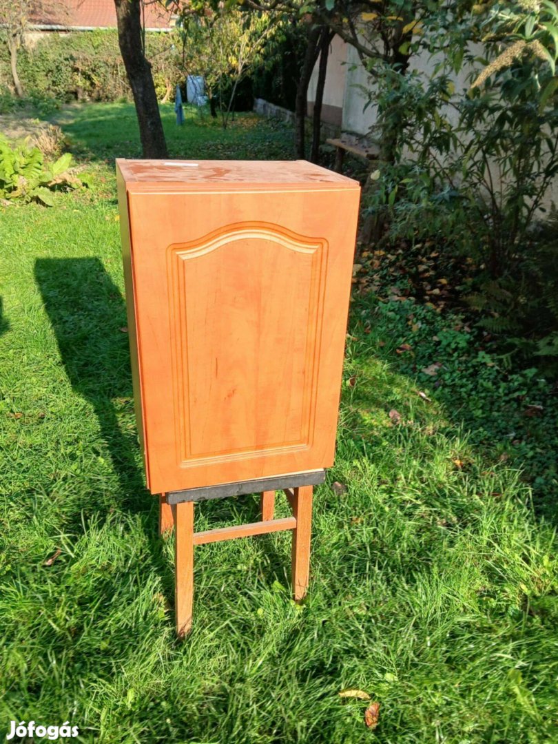 Calvados felsőszekrény