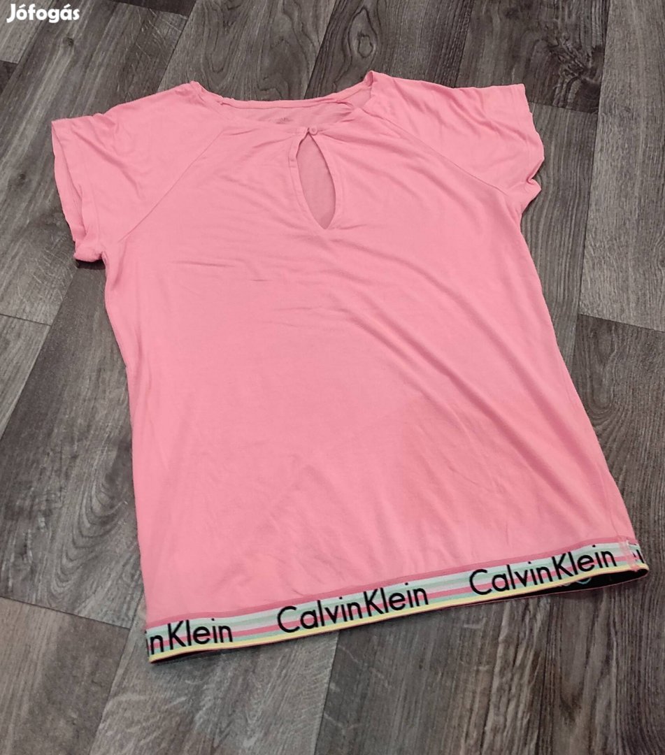 Calvin Klein női póló.. SM 