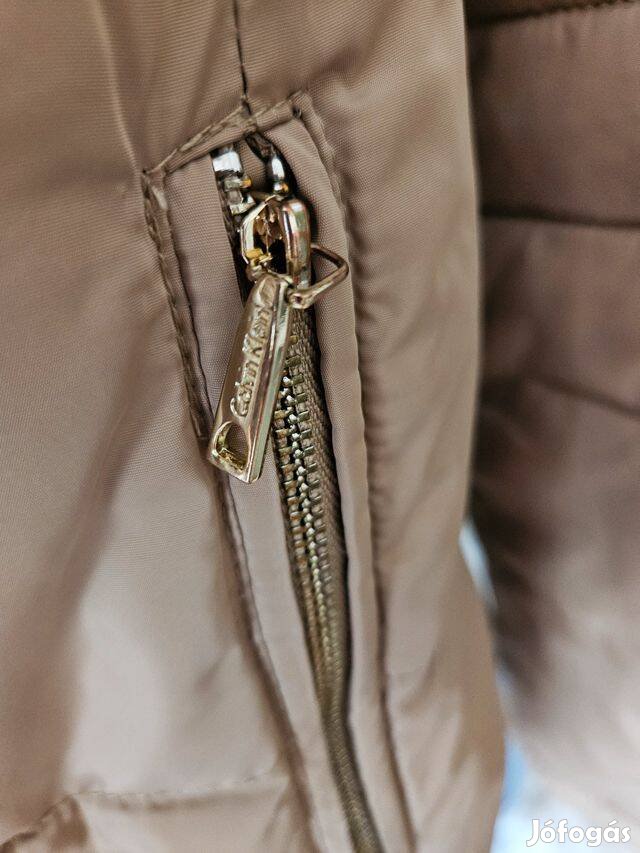 Calvin Klein szőrme díszes kapucnis női vízálló téli kabát