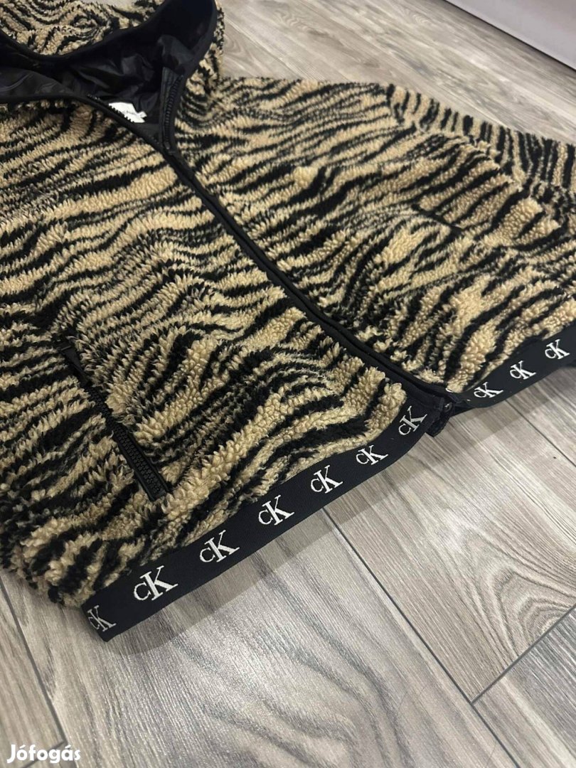 Calvin klein kabát ocelot