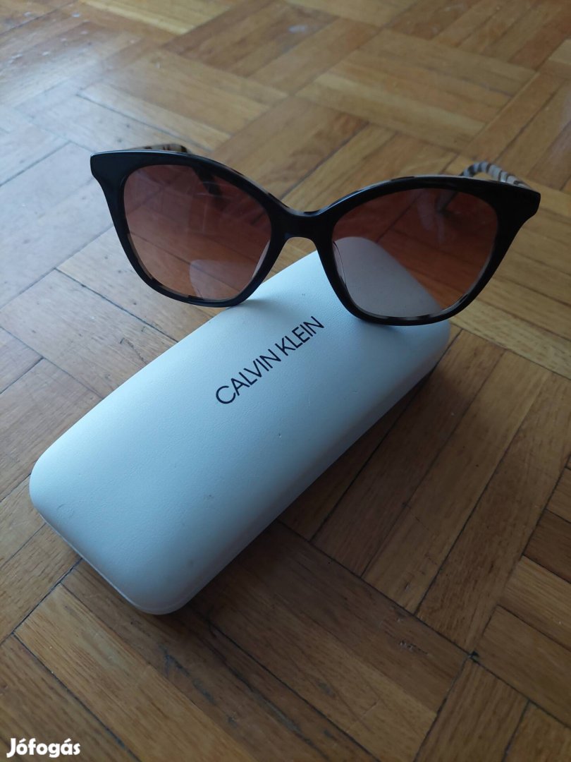 Calvin klein napszemüveg 