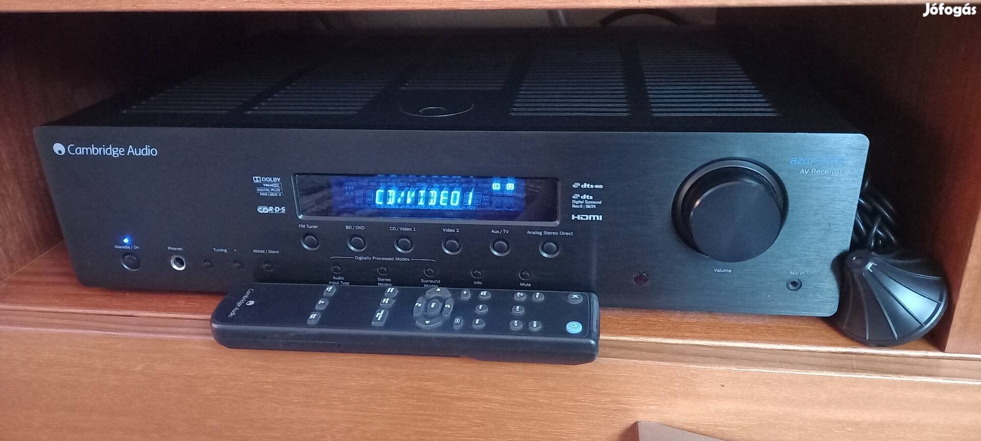 Cambridge Audio azur 351R házimozi erősítő