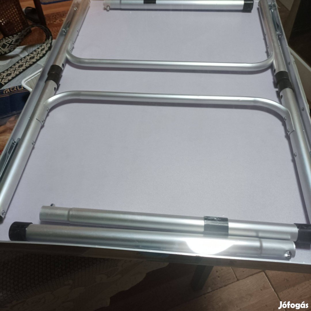 Camping asztal eladó Vadi új l