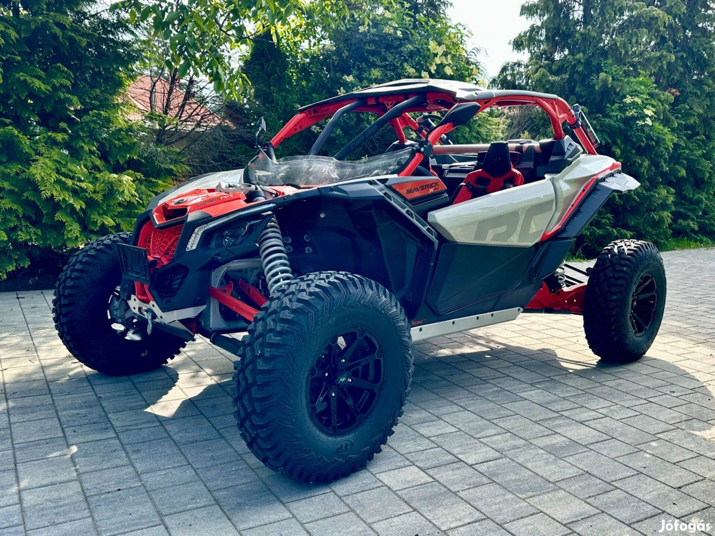 Can-Am Maverick X3 XRS Xrc kerékgarnitúra felni! 32x10-15 ITP Coyote