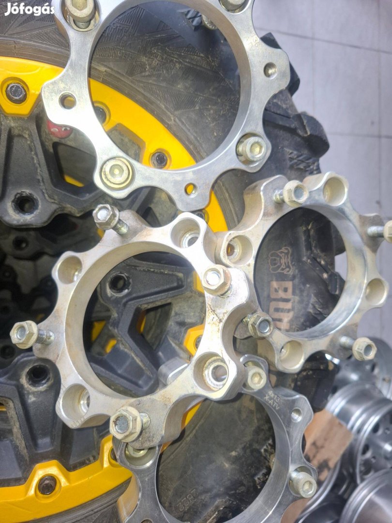 Can-am nyomtávszélesítő