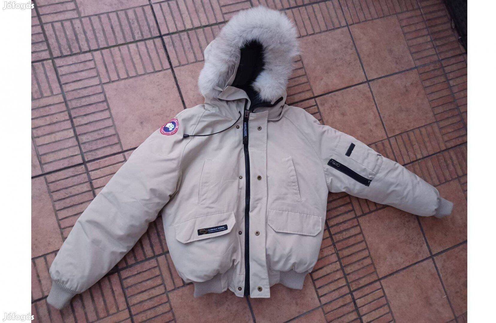 Canada Goose kapucnis télikabát S M