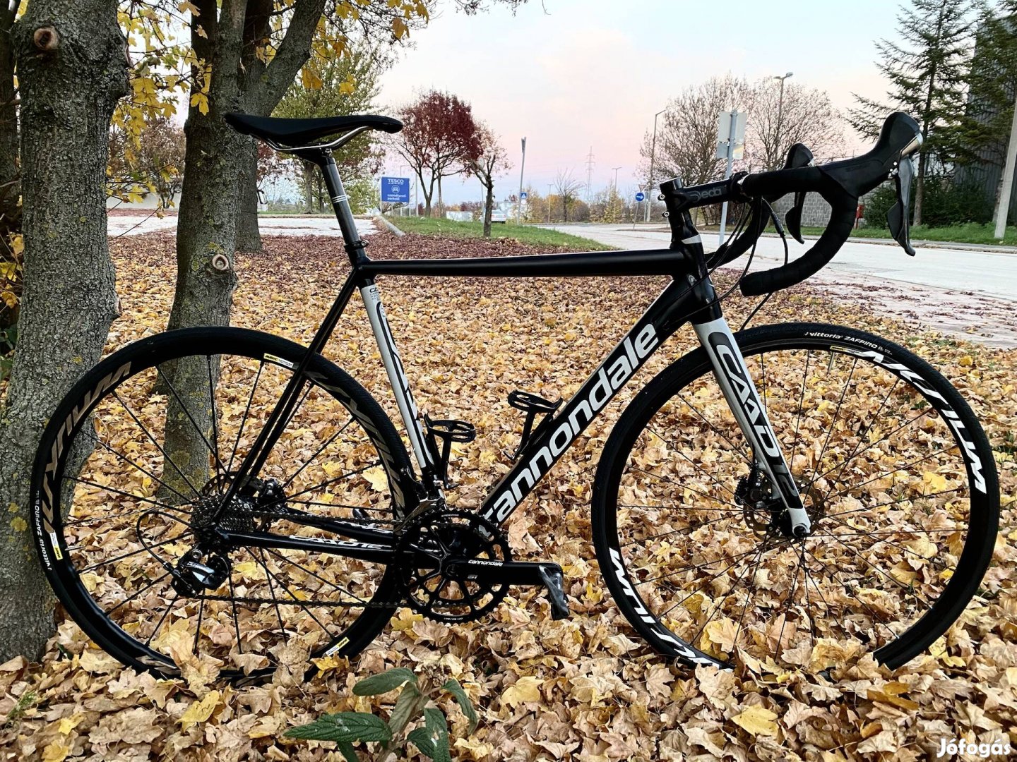 Cannondale CAAD12 Disc Ultegra szettes országúti