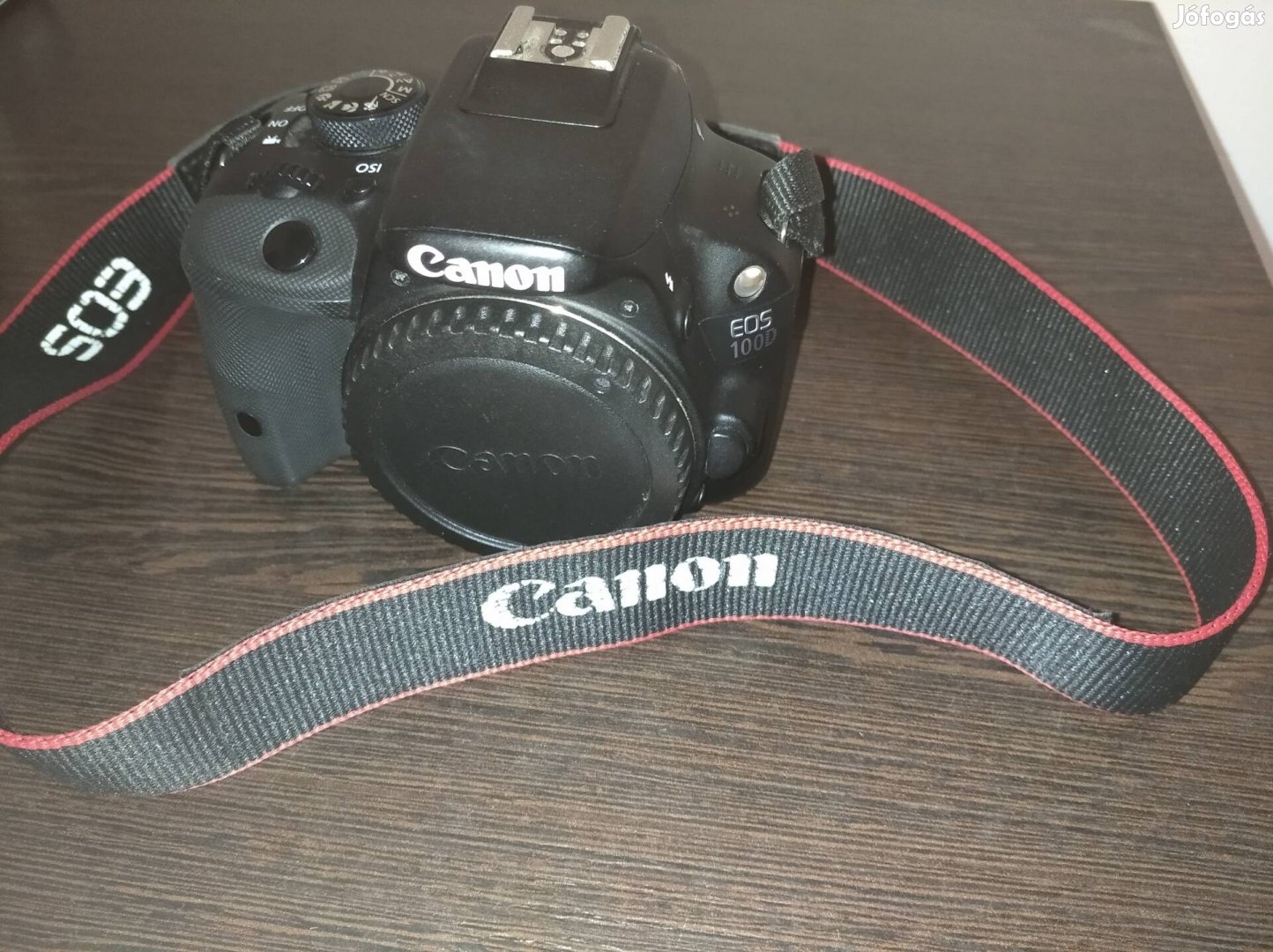 Canon100D fényképezőgép 