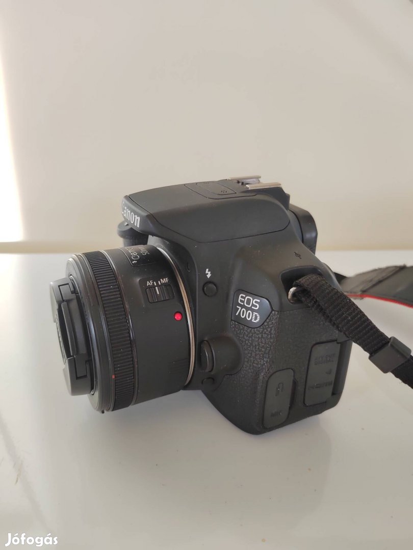 Canon 700D fényképezőgép 