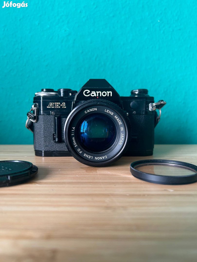 Canon AE-1 35mm tükörreflexes analóg fényképezőgép FD 50mm f/1.4