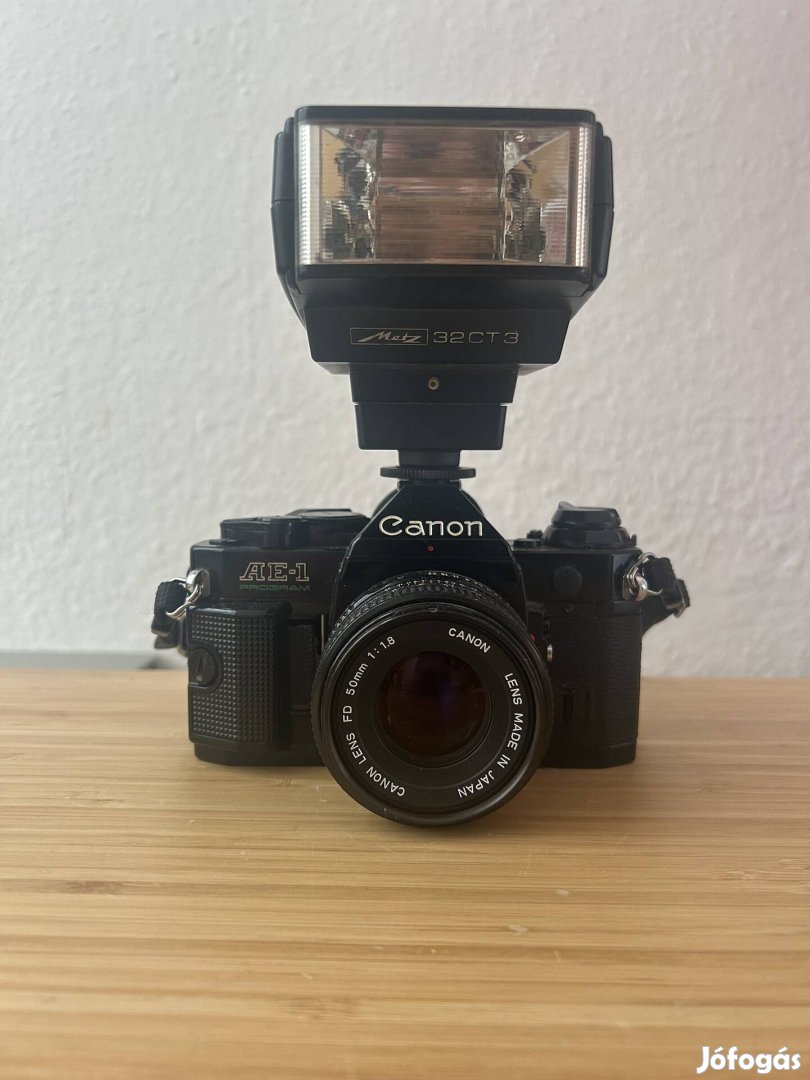 Canon AE-1 Program 35mm analóg tükörreflexes fényképezőgép