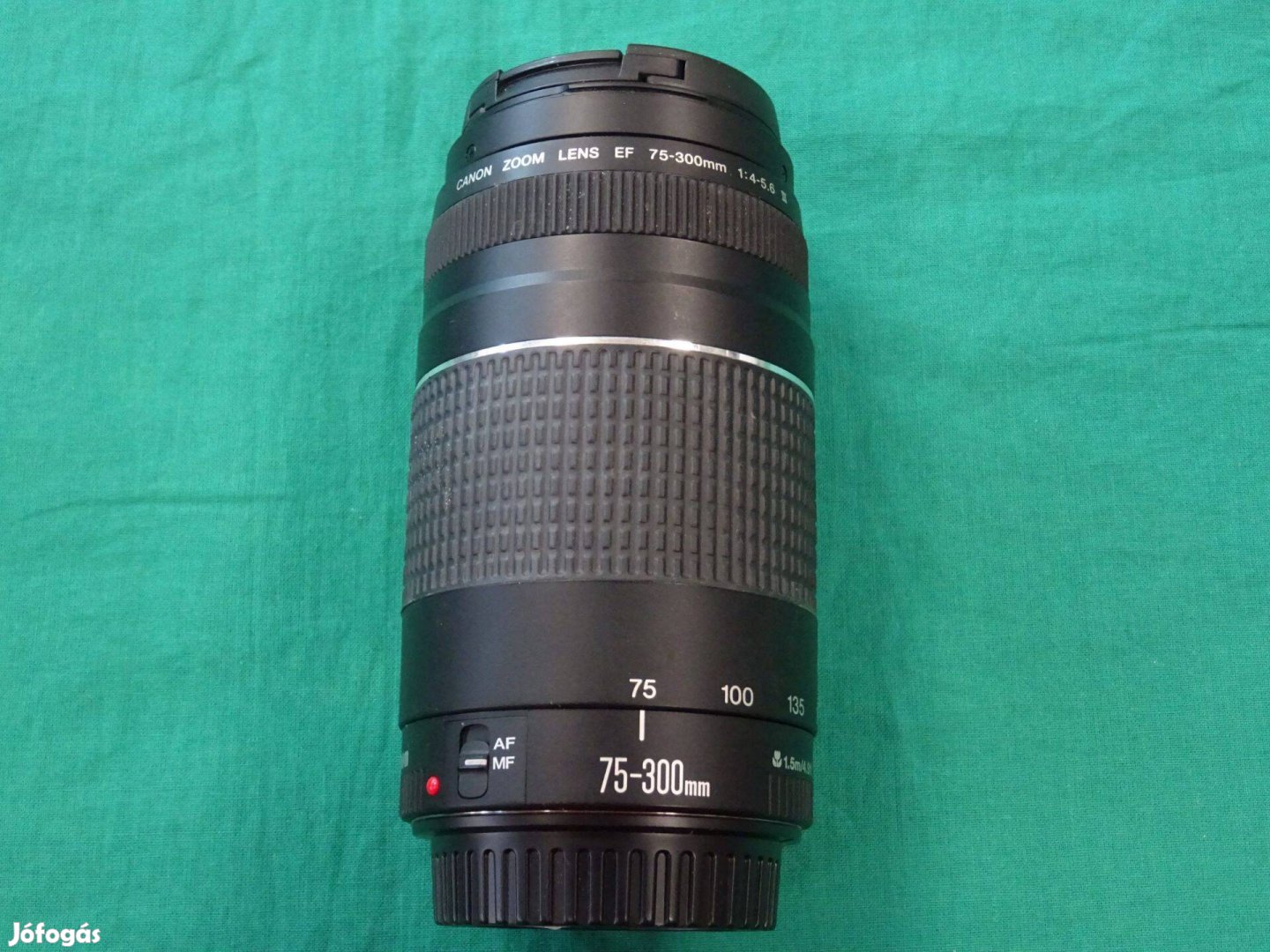 Canon EF 75-300mm 4-5.6 III. Objektív