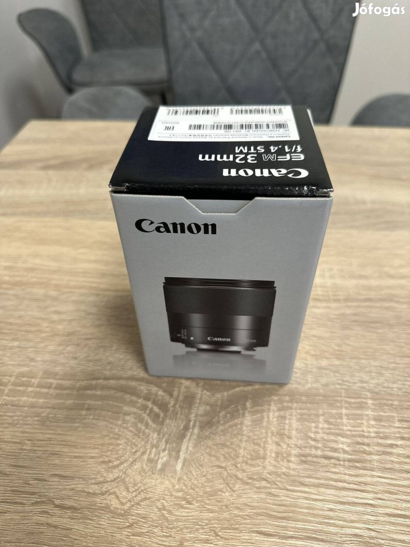 Canon EF-M 32mm f/1.4 STM objektív