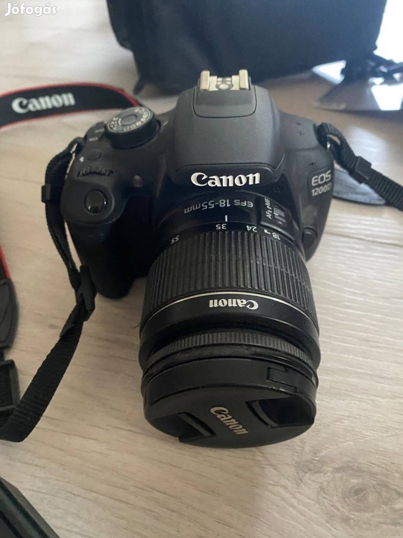 Canon EOS 1200 D fényképezőgép + objektív + táska + tartozékok