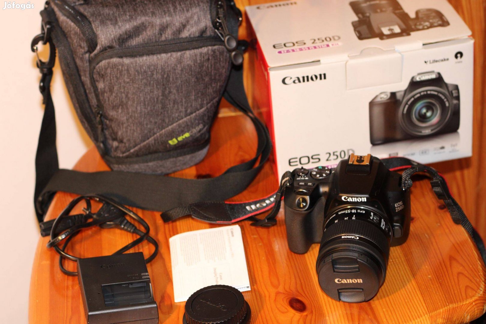 Canon EOS 250D 18-55mm STM obi, táska. Szállítás egyezetés után!