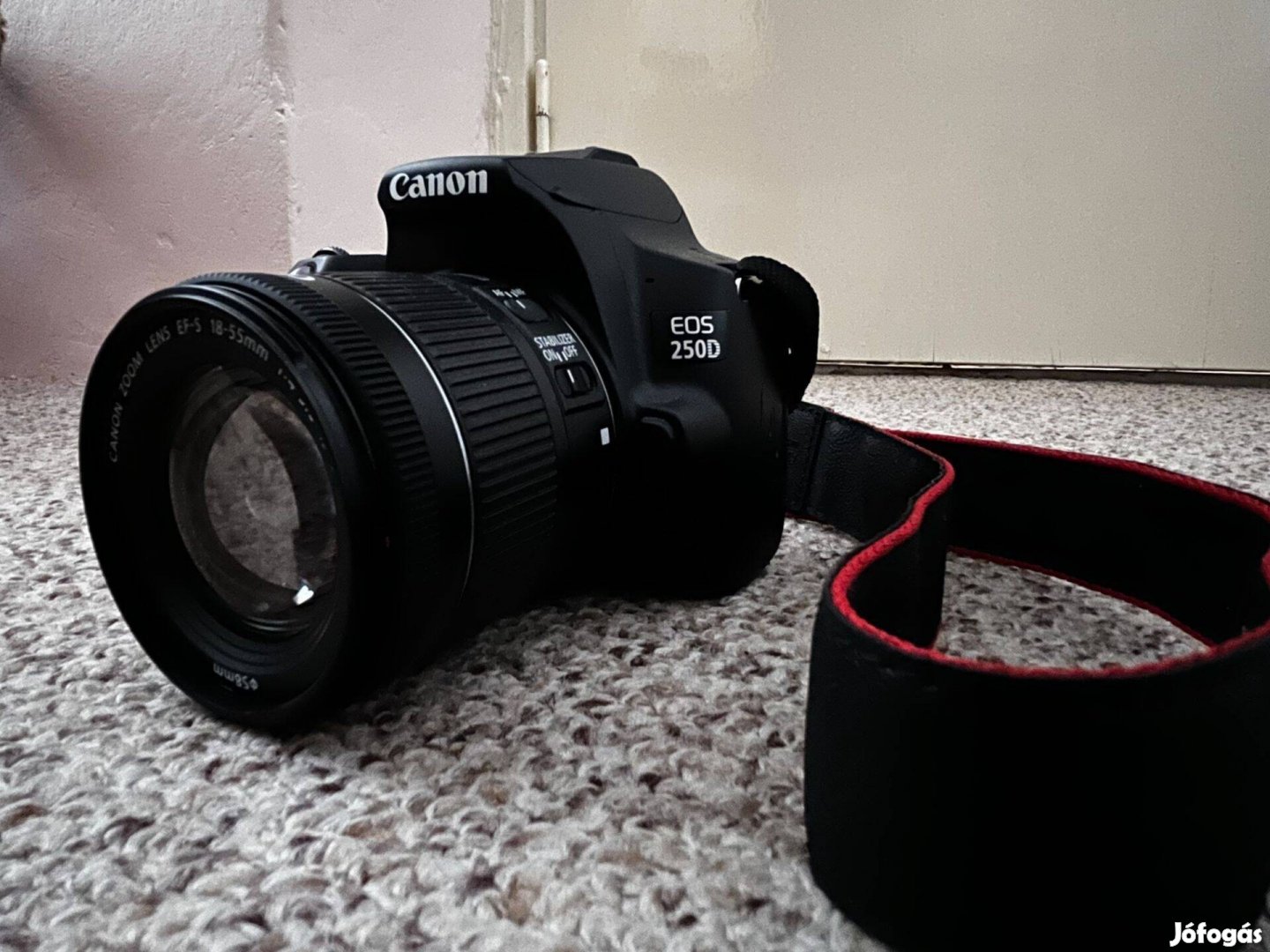 Canon EOS 250d DSLR fényképezőgép