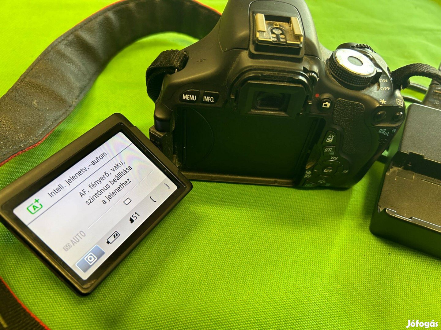 Canon EOS 600D DSLR fényképezőgép, 18MP