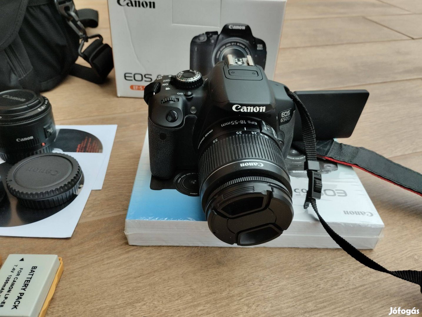 Canon EOS 650D + optika + kiegészítők