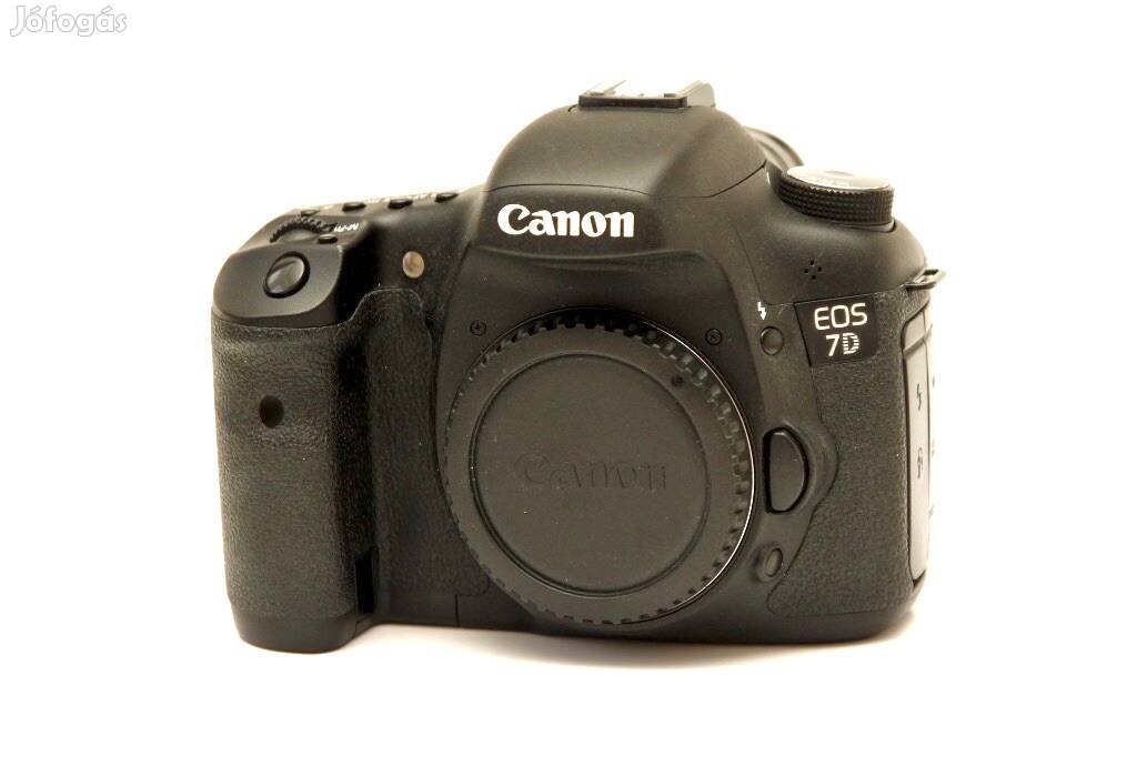 Canon EOS 7D tartozékaival, újszerűen