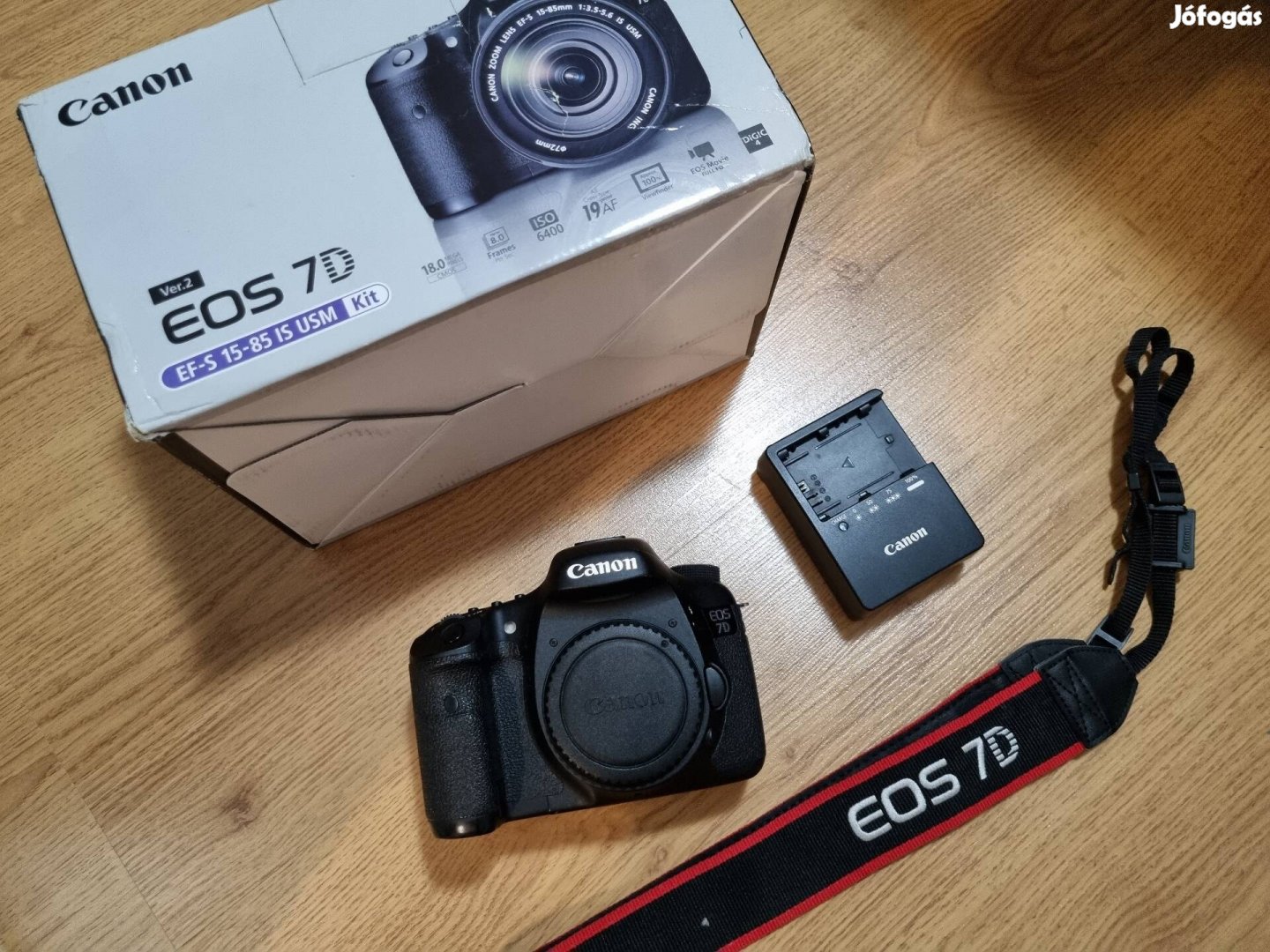 Canon EOS 7D váz újszerű állapotban, dobozában 