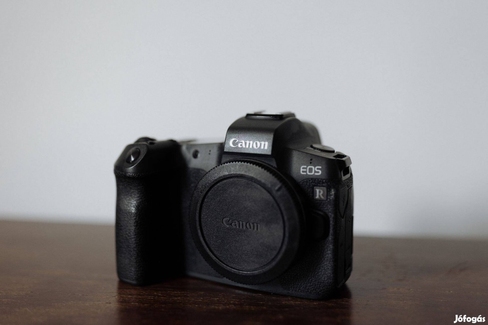 Canon EOS R Milc fényképezőgép kamera