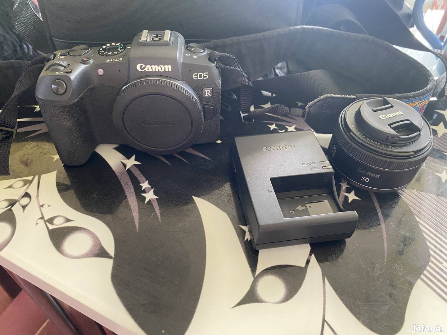 Canon EOS R fényképezőgép 