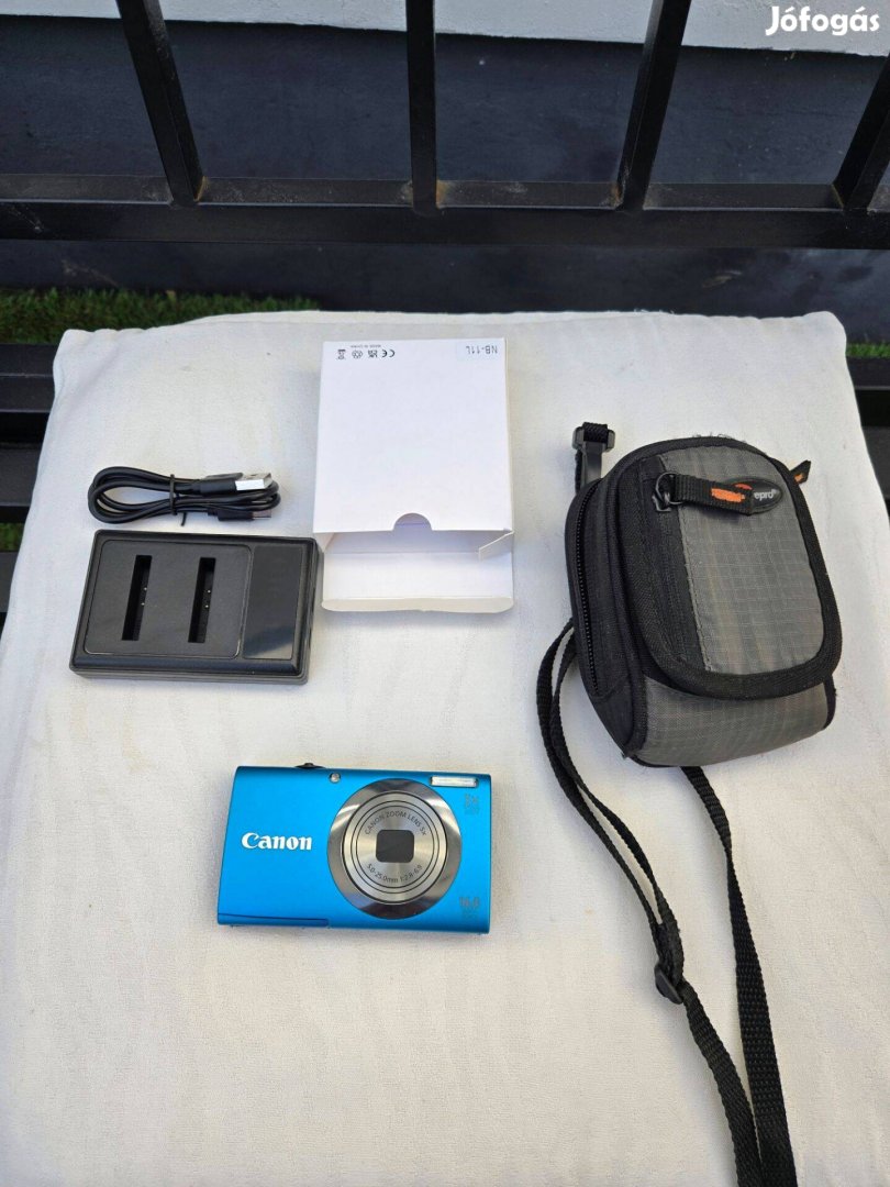 Canon Powershot A2300 HD digitális fényképezőgép szett Kék