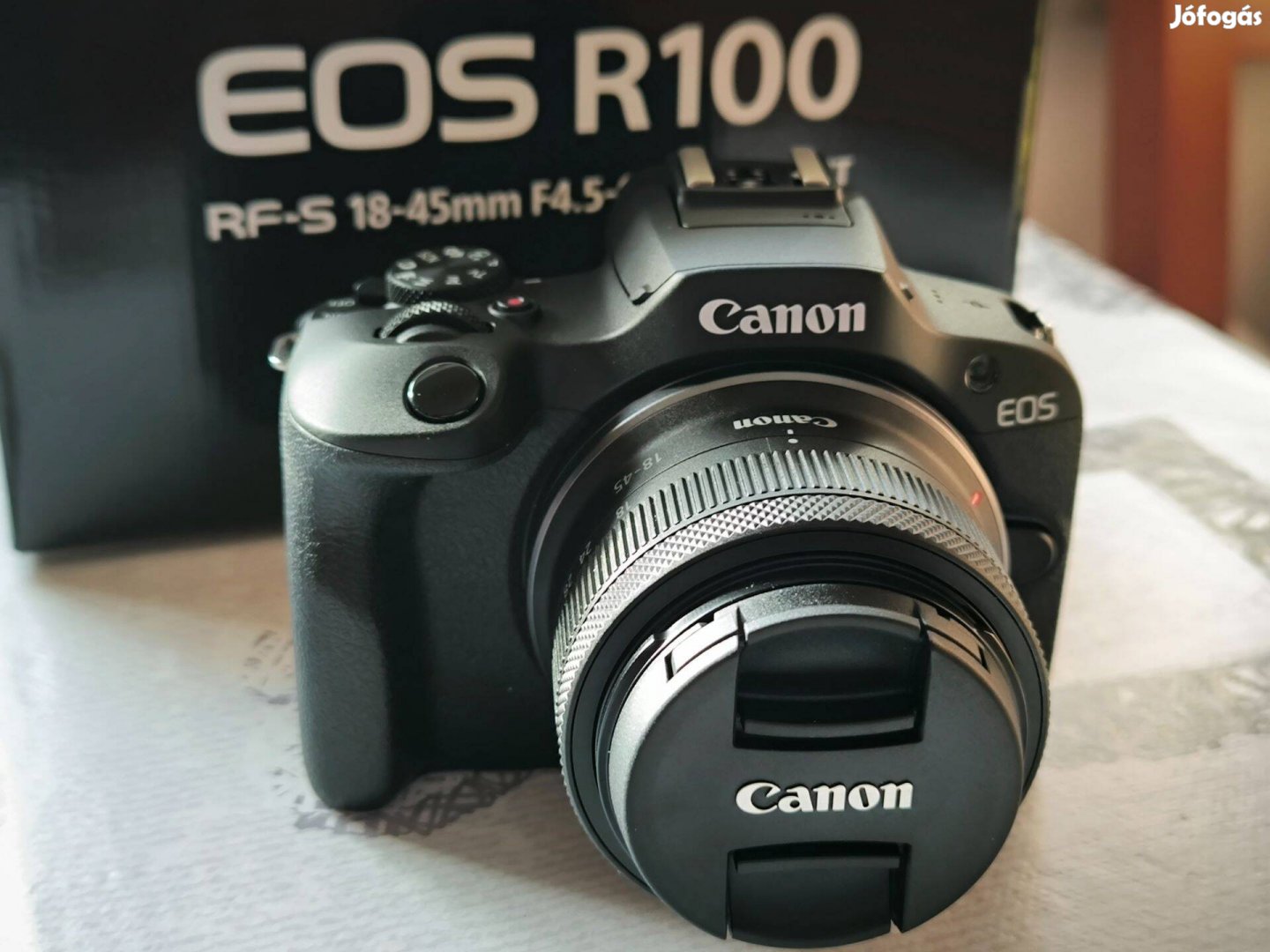 Canon R100+RF-S 18-45mm