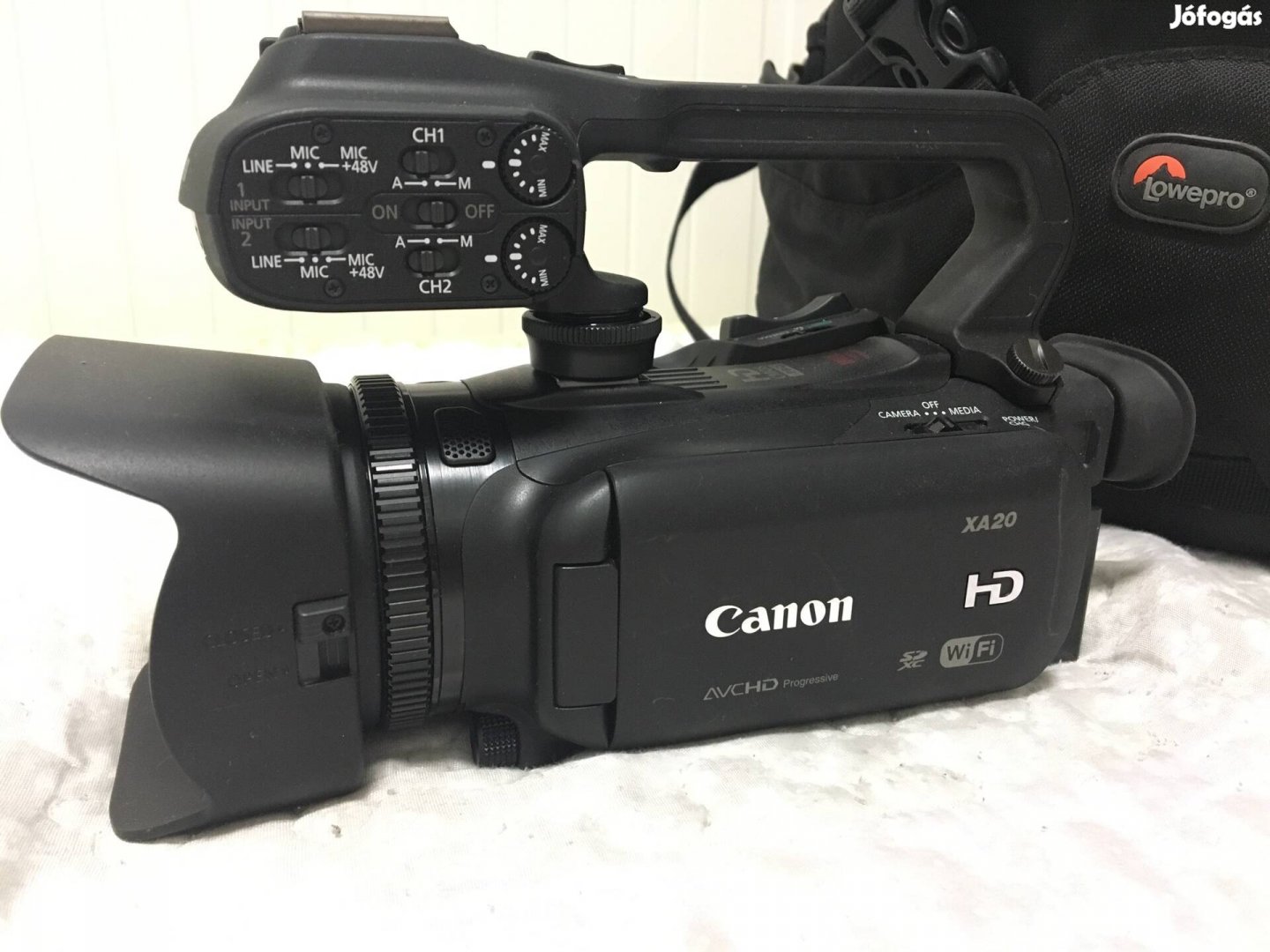 Canon XA20 kamera és tartozékai