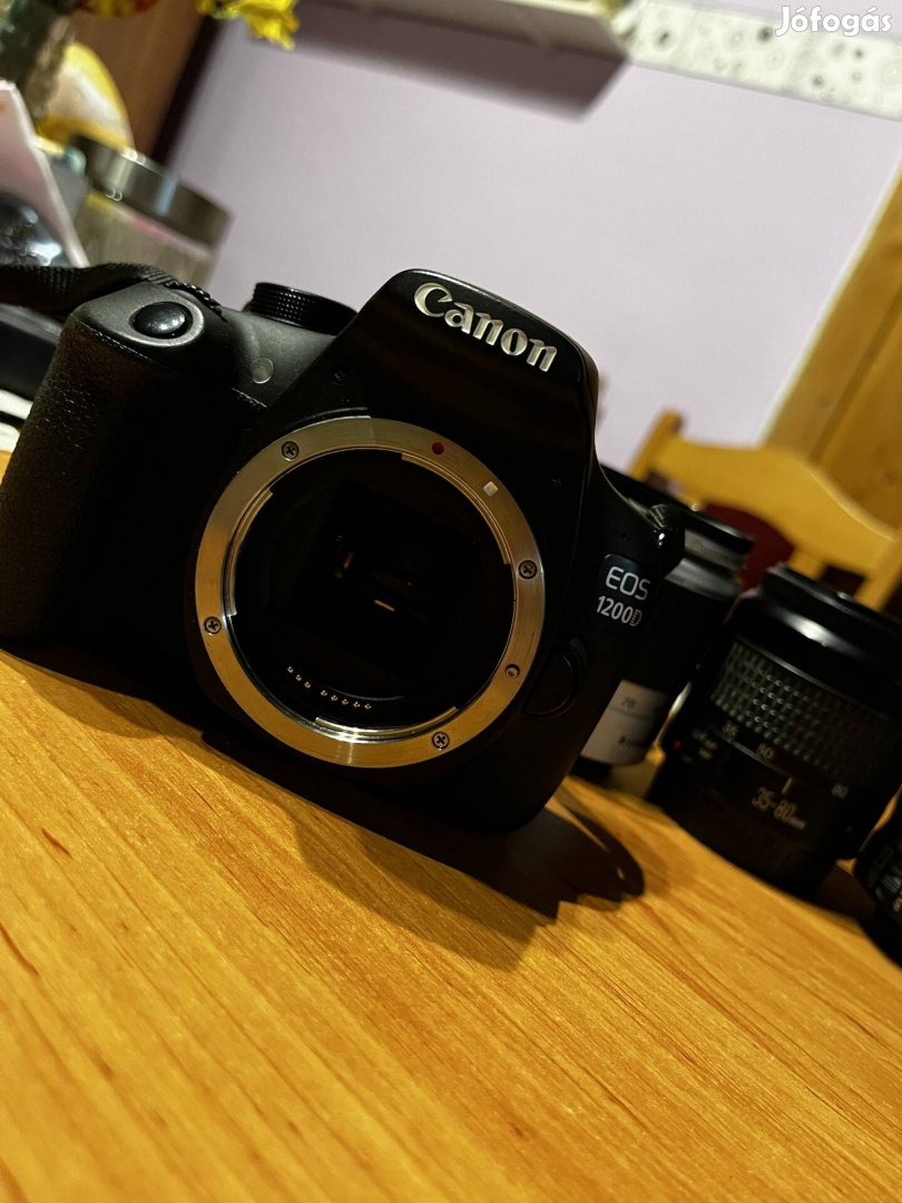 Canon eos 1200 D fényképező gép objektívekkel