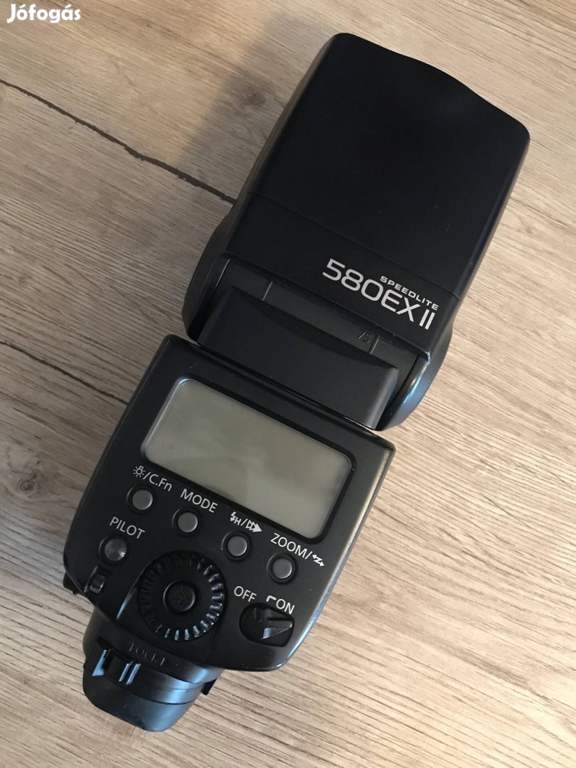 Canon speedlite 580EX II vaku és ajándék tölthető eneloop elemek