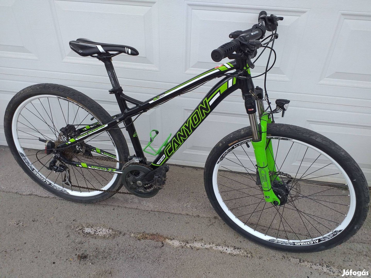Canyon SLT 27.5,agydinmó, hidraolikus fék,trekking kerékpár, bicikli